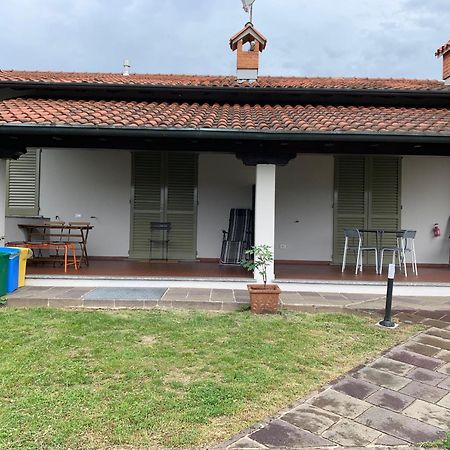 Caroline Home Anzano Del Parco 外观 照片