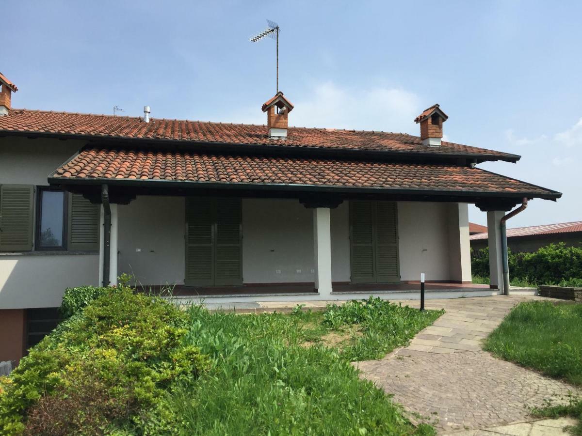 Caroline Home Anzano Del Parco 外观 照片